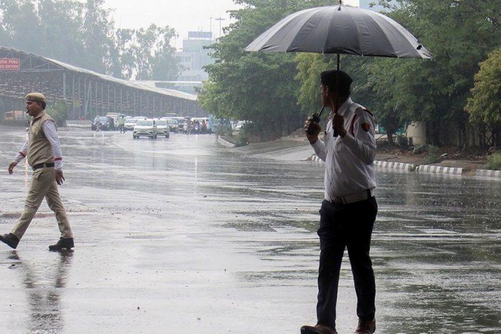 Artificial rain in Delhi to control the pollution 2023